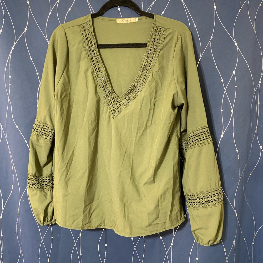 Large Green shirt